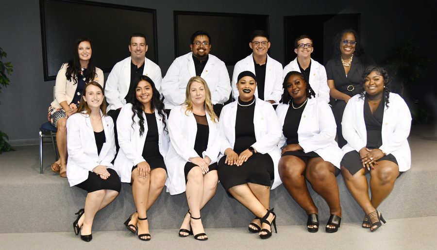 SFSC's 2023 Radiography graduates and their instructors